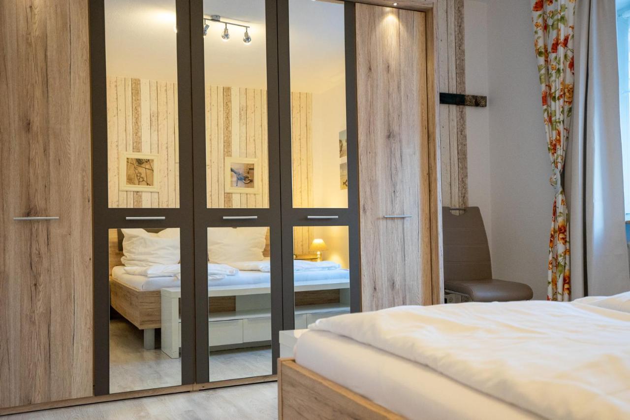 Hohenzollernpassage Wohnung Seemoewe 比苏姆 外观 照片