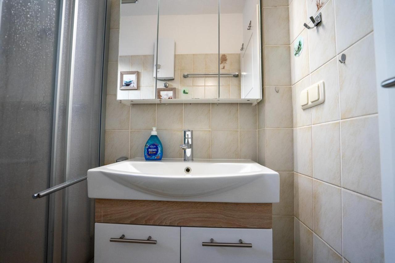 Hohenzollernpassage Wohnung Seemoewe 比苏姆 外观 照片
